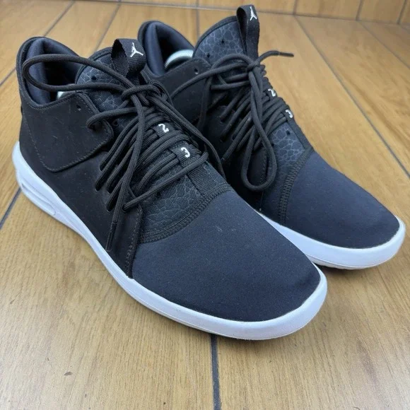 AIR JORDAN FIRST CLASS AJ7312-010 Black Sneakers Shoes Size 11 Mens